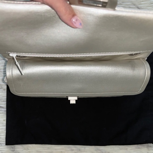 Authentic Chanel 2.55 Reissue 226 Silver Flap Bag - Picture 15 of 16
